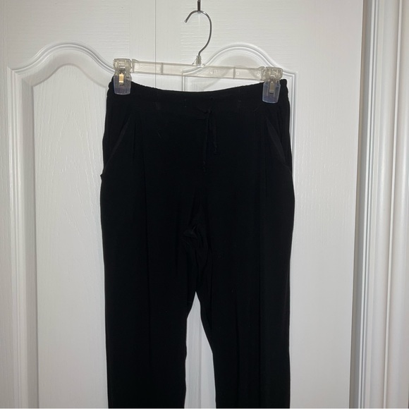 Black Pants - Picture 1 of 3
